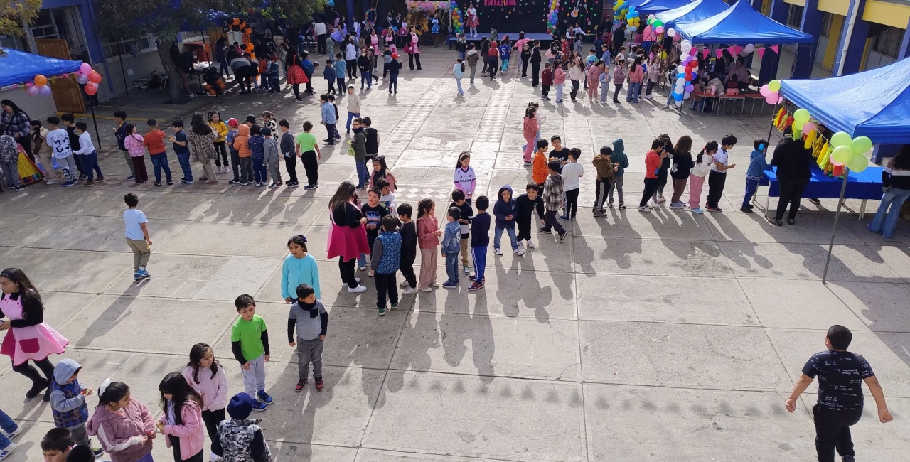 Realizan “Festy Kids” para los/as estudiantes de primer ciclo en el día del alumno